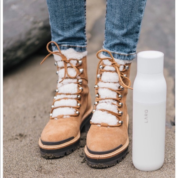 Last one for Brand new boot - Picture 8 of 10